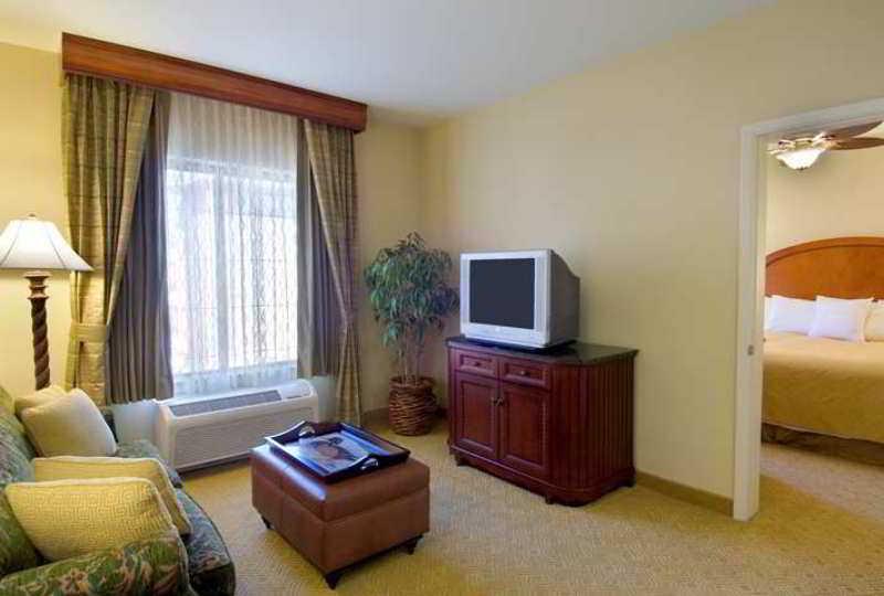 Homewood Suites By Hilton Phoenix-Ейвъндейл Стая снимка